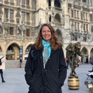 Meet your Posher, Ashley
